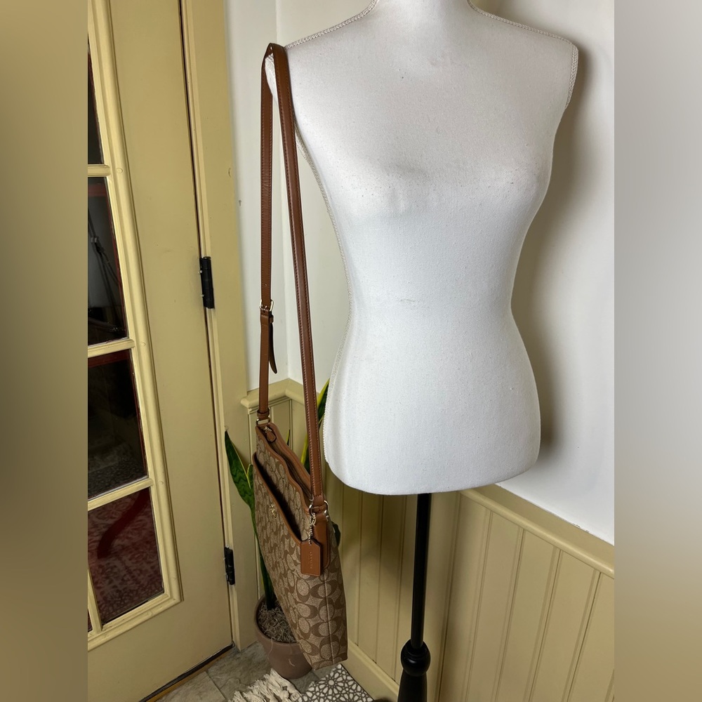 Coach Signature File Crossbody F58297 Brown Tan Logo Leather Trim Messenger Bag - Picture 4 of 16